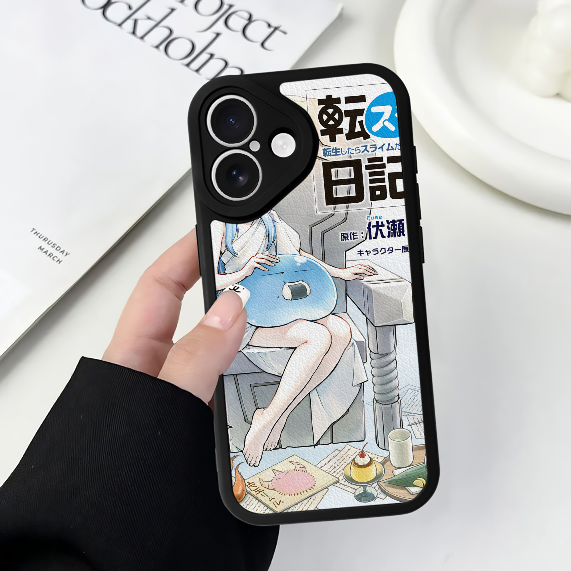 （画像用） 転スラ Regarding Reincarnated to Slime 【iPhone 16シリーズ対応】シリコンスマホケース（レザー調） 材質：シリコン